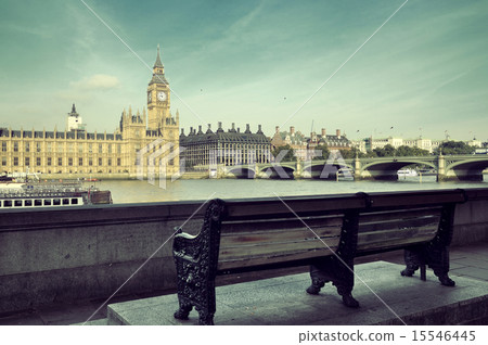 Thames River Waterfront 15546445