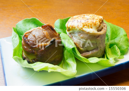 Kyushu Miyazaki meat curd onigiri Kyushu Miyazaki meat curd onigiri 15550306