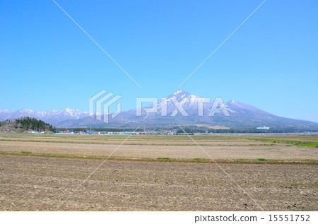 會津萬代山遠景 15551752
