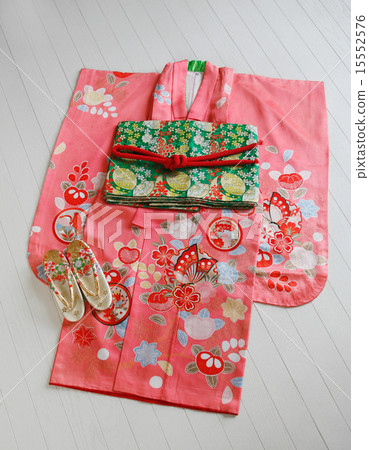 7 years old kimono (costumes) 7 years old kimono (costumes) 15552576