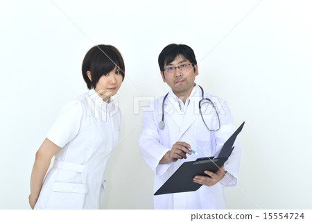Doctor and nurse Doctor and nurse 15554724