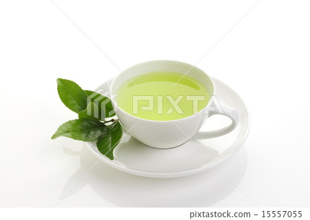 Green tea and tea leaves 15557055