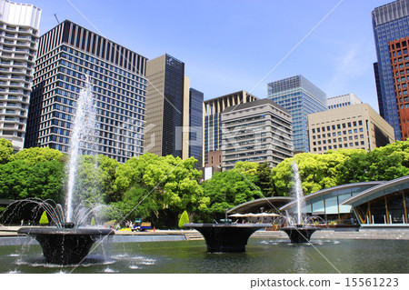 Wadakura Fountain Park 15561223