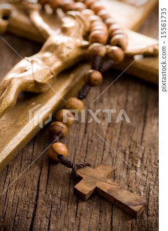 Wooden rosary beads and crucifix 15561735