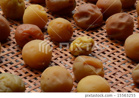 Umeboshi 2 Umeboshi 2 15563255