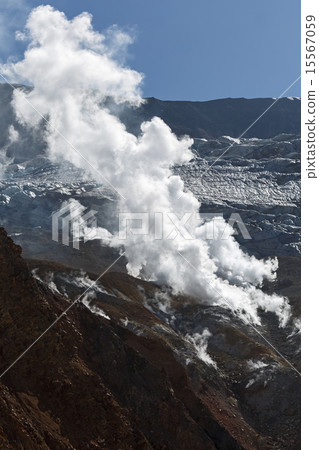 Fumarole in crater of active volcano of Kamchatka 15567059