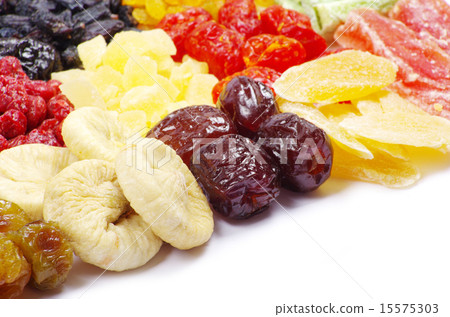 dried fruits 15575303