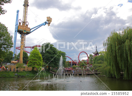 Tivoli Gardens 15585952