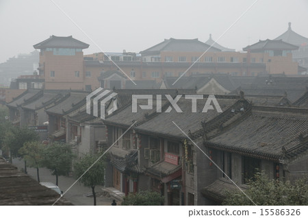 西安的街道 15586326