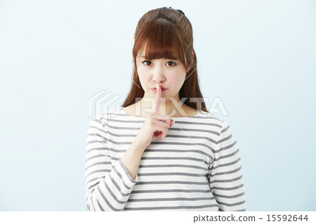 A woman to do 15592644