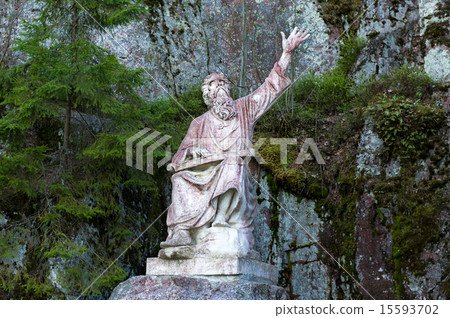 Statue of old man Statue of old man 15593702