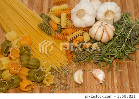 Pasta spaghetti with food ingredient and spices Pasta spaghetti with food ingredient and spices 15595821