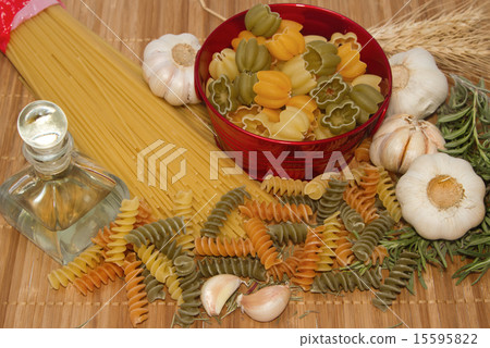 Pasta spaghetti with food ingredient and spices 15595822