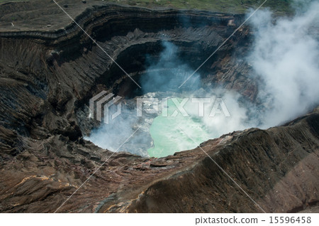 Aso's breath-taking place 15596458