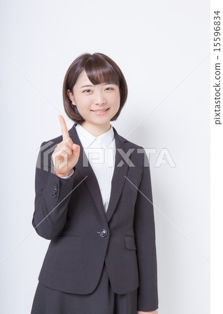 婦女指著手指 15596834