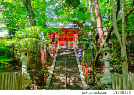 Yamina Bishamondo 15598156