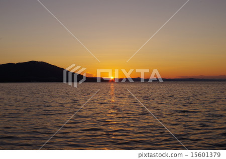Evening scenery of Lake Saroma 15601379