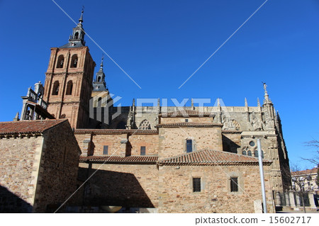 北西班牙朝聖小鎮阿斯託加大教堂 15602717