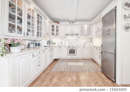 Elegant kitchen Elegant kitchen 15603005