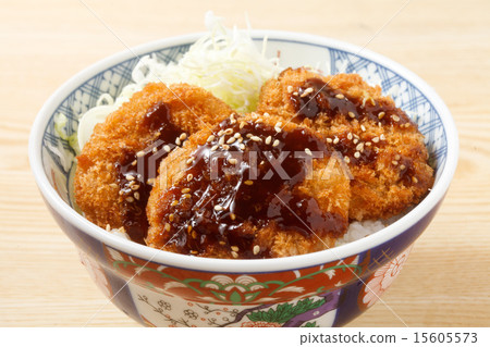 Tomato sauce cutlet on rice 15605573