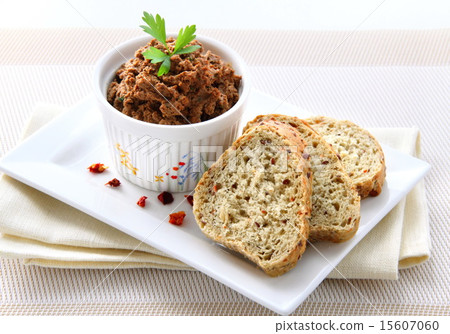 Liver pate with paprika with slices of bread Liver pate with paprika with slices of bread 15607060