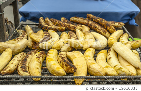 Grilled bananas traditional dish in Ecuador Grilled bananas traditional dish in Ecuador 15610333