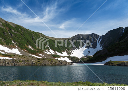 Mountains and Blue Lake on Kamchatka (Far East) Mountains and Blue Lake on Kamchatka (Far East) 15611008