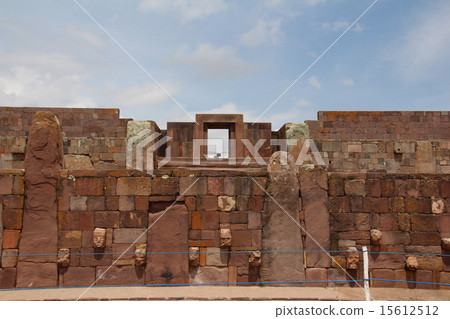 Moon's Gate Moon's Gate 15612512