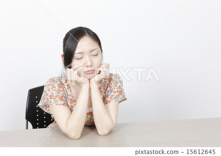 Young women suffering 15612645