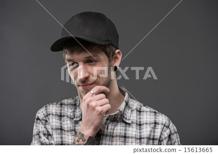 Modern modifications with the body among youth 15613665