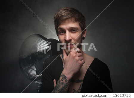 Modern modifications with the body among youth 15613733