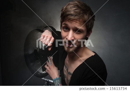 Modern modifications with the body among youth 15613734