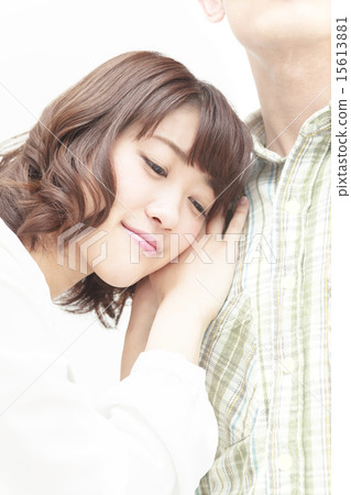 A woman closest to a man's chest A woman closest to a man's chest 15613881