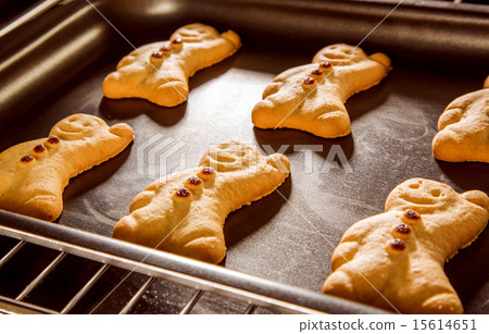 Gingerbread man Gingerbread man 15614651