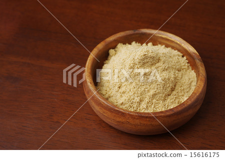 在木船的米糠 15616175