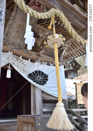 Nagano Togakushi Shrine annual festival Kurosaki Shrine knotting thread once in the spring of 1995 (only during the festival occasion)) 15616977