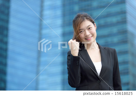 Successful Chinese businesswoman celebrate success 15618025