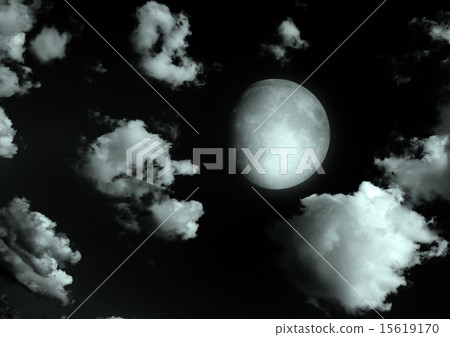 The moon in the night sky 15619170