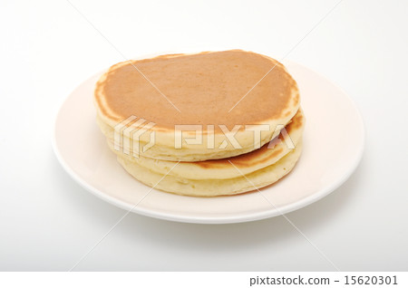 Hot cake on a dish White background 15620301