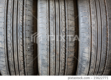 Old tire 15622771