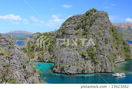 Tropical island Tropical island 15623882
