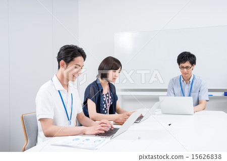 Office image 15626838