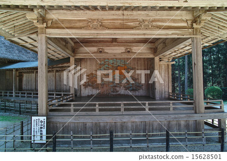Hiraizumi Chusonji Shrine · Noh drama of Hakusan Shrine 15628501
