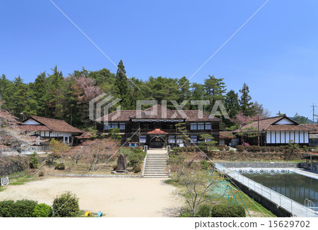 Takahashi-shi, Okayama-shi "Fukiya" (Important Traditional Building Group Conservation Area) "Takahashi City Fukiya Elementary School" (Discontinuation at the end of 2011) 15629702