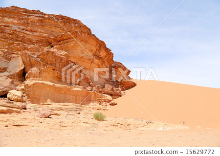 Wadi Rum Desert in southern Jordan  15629772