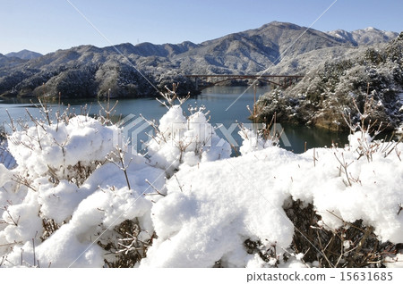 雪化妝Miyagase湖 15631685