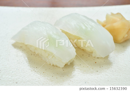 Sushi (squid / squid). Sushi (squid / squid). 15632390