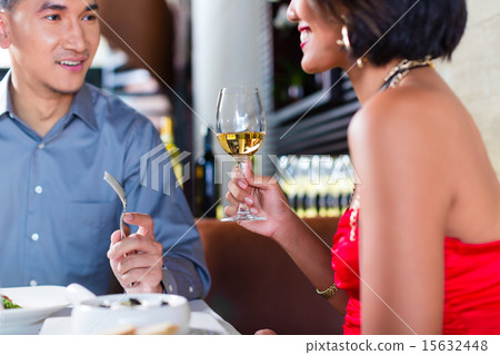 Asian couple fine dining in restaurant 15632448