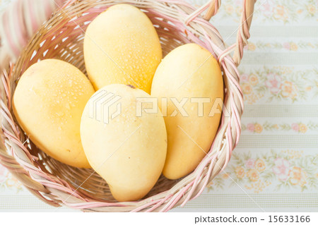 Fresh ripe thai yellow mango 15633166