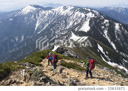 人們前往蝴蝶山3 15633871